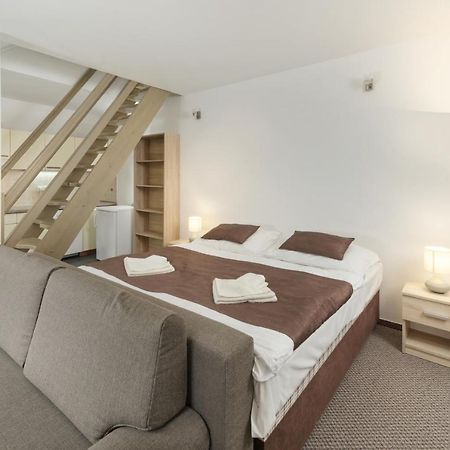 Hotel Na Staré poště Jilemnice Extérieur photo