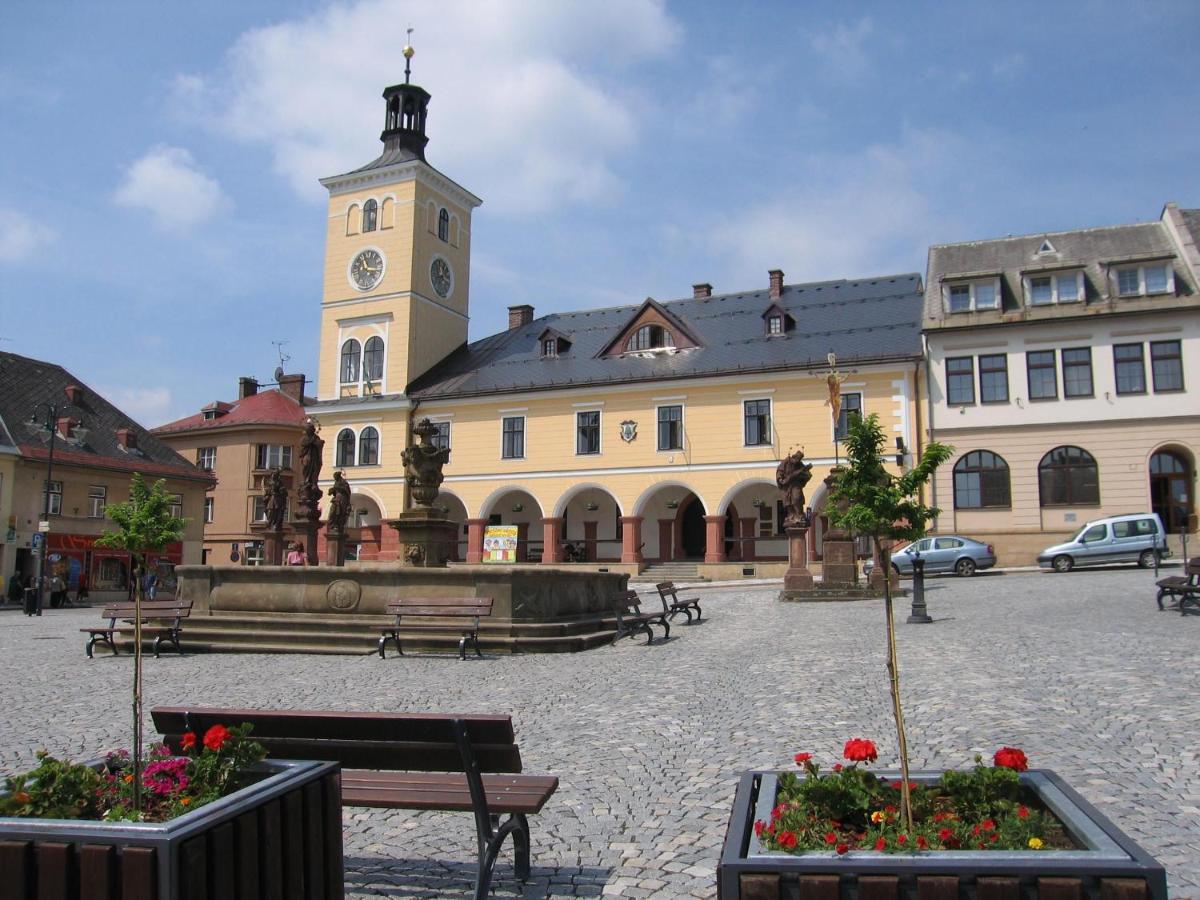 Hotel Na Staré poště Jilemnice Extérieur photo