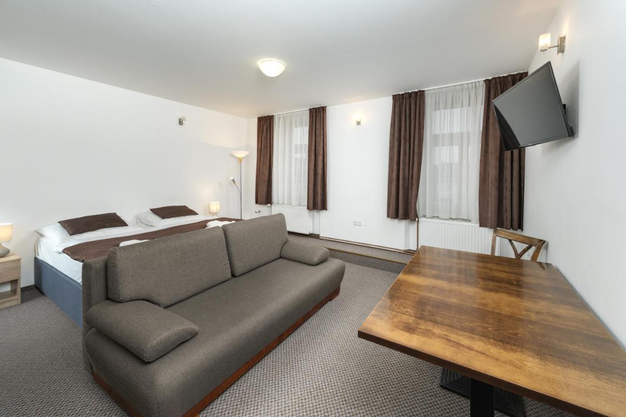 Hotel Na Staré poště Jilemnice Extérieur photo