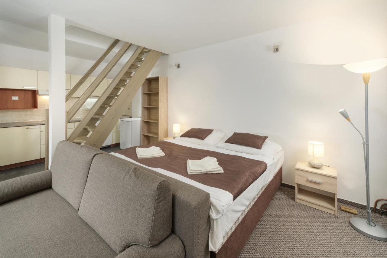 Hotel Na Staré poště Jilemnice Extérieur photo