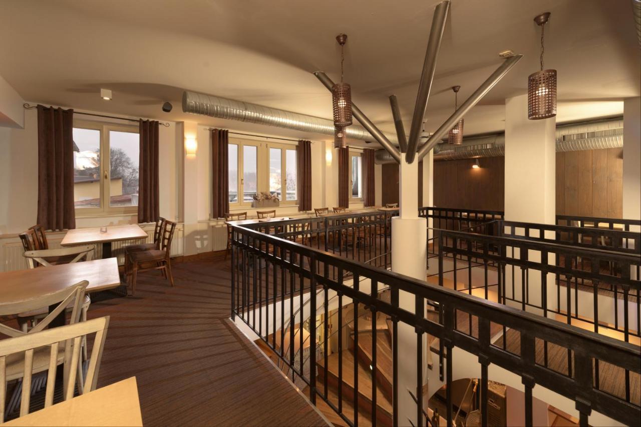 Hotel Na Staré poště Jilemnice Extérieur photo